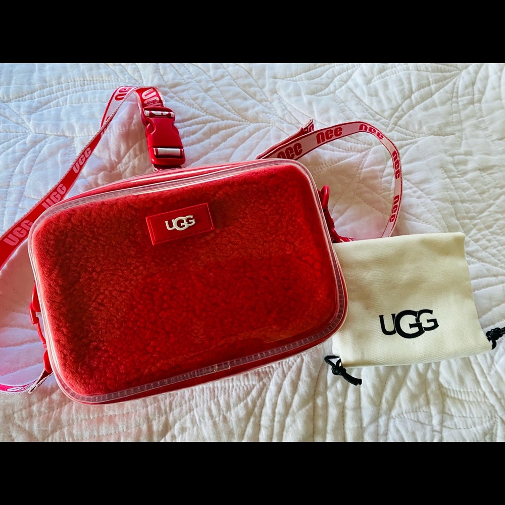 UGG Crossbody